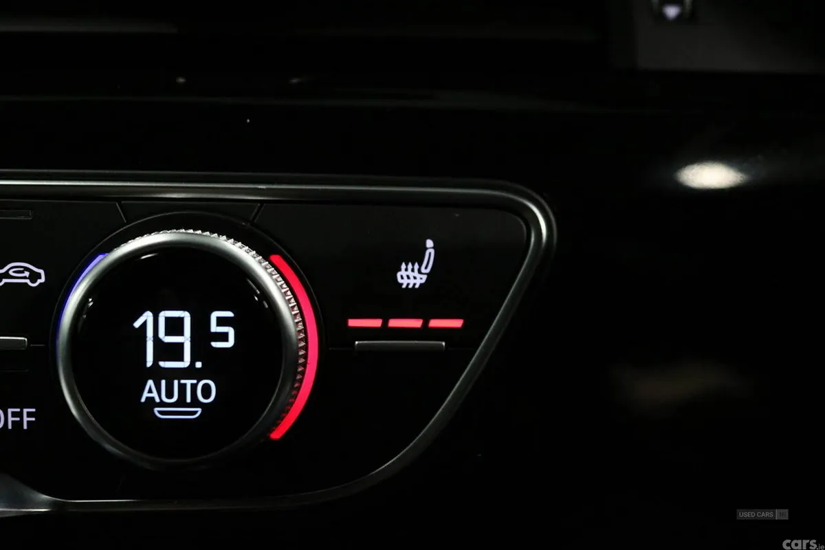 Audi A4 Estate, Diesel, 2023, Grey