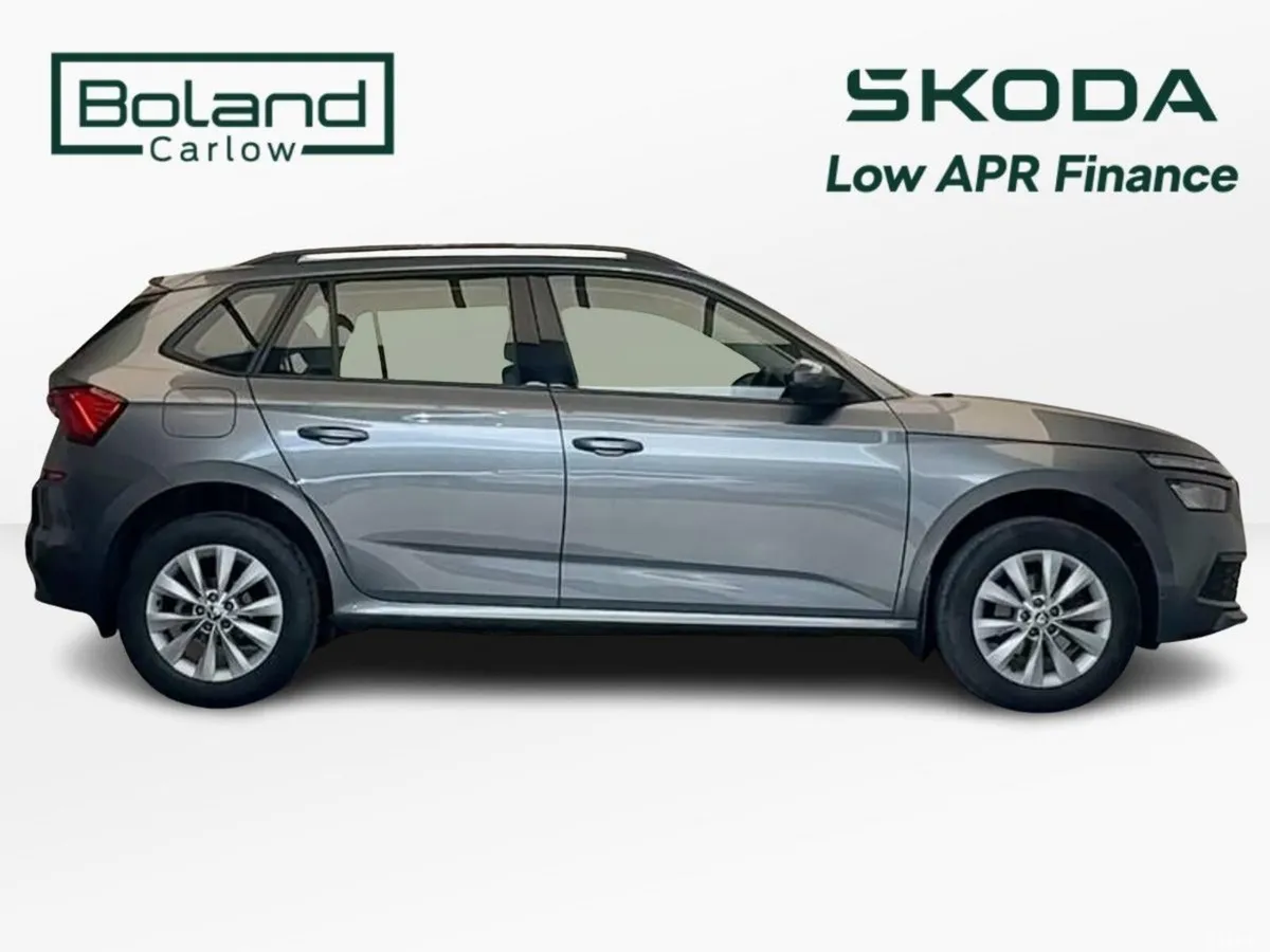 Skoda Kamiq Hatchback, Petrol, 2022, Grey
