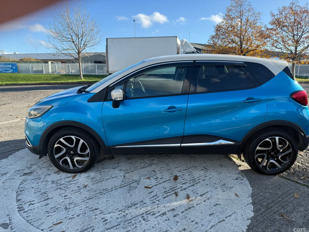 Renault Captur Hatchback, Petrol, 2015, Blue
