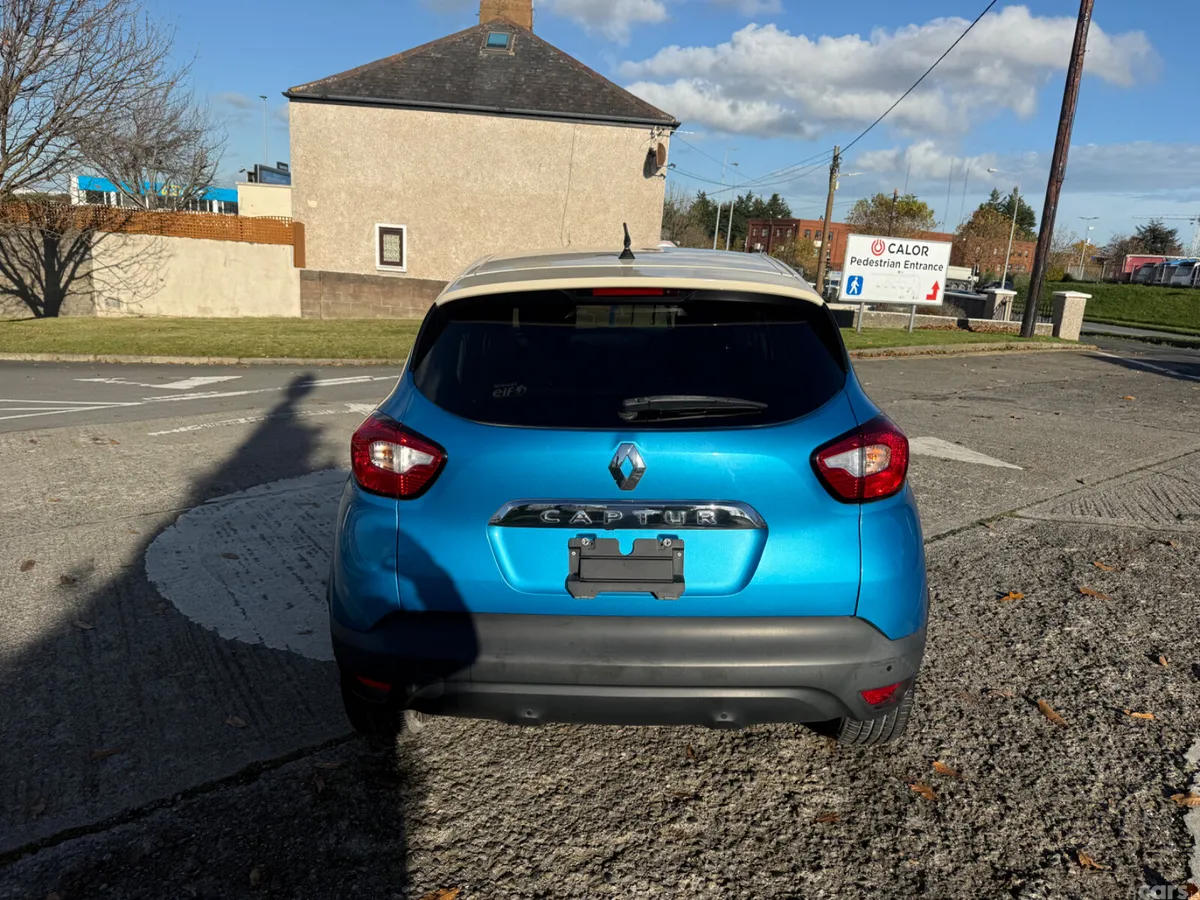 Renault Captur Hatchback, Petrol, 2015, Blue