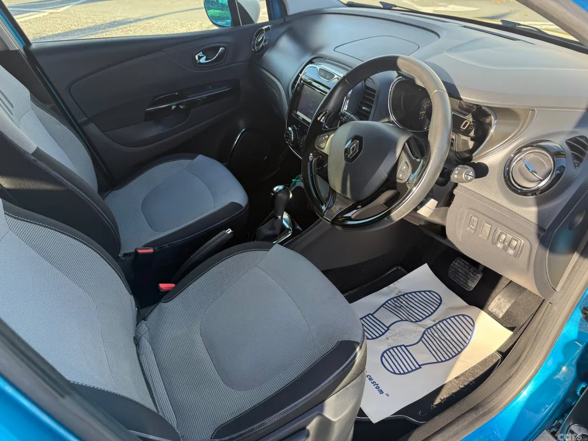 Renault Captur Hatchback, Petrol, 2015, Blue