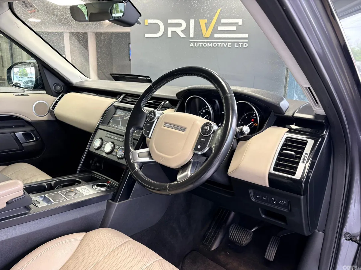 Land Rover Discovery SUV, Diesel, 2018, Grey