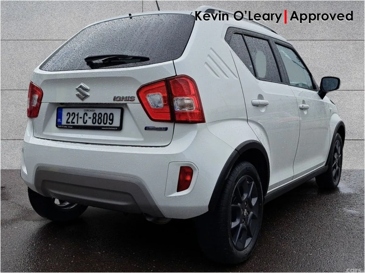 Suzuki Ignis Hatchback, Petrol, 2022, White