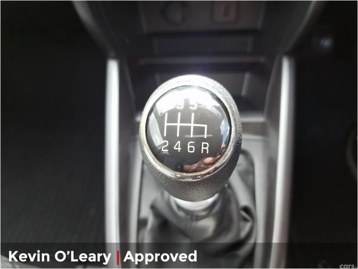 Suzuki Vitara SUV, Petrol, 2024, Grey