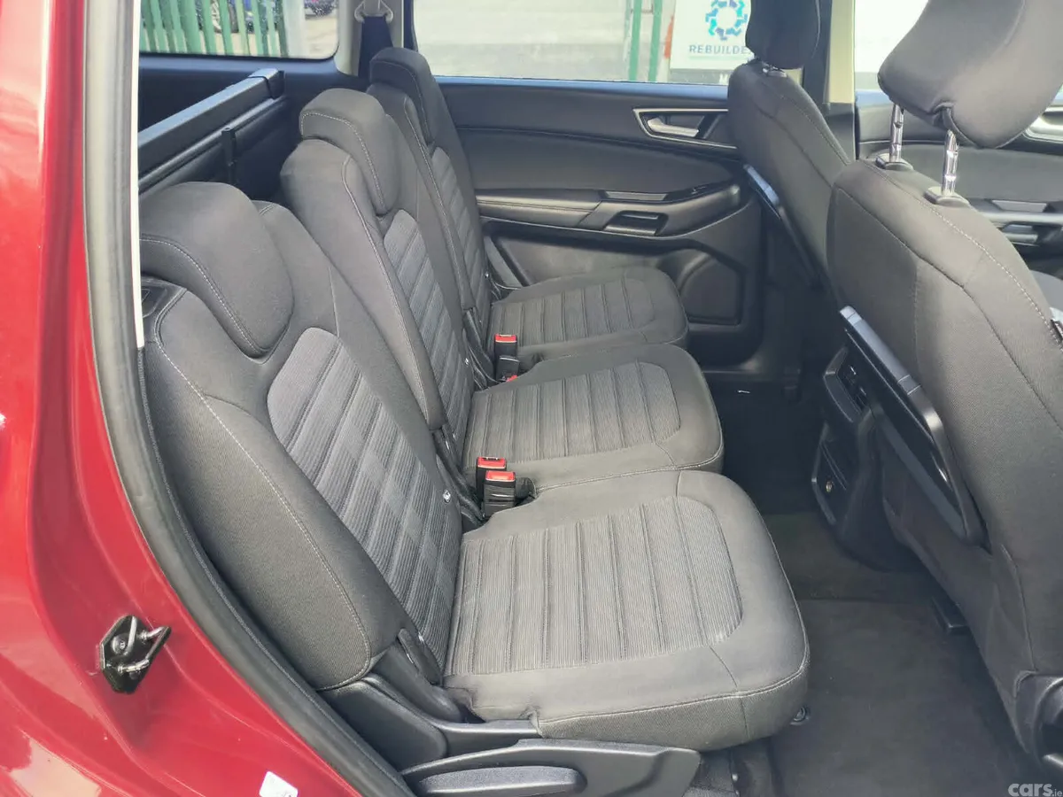 Ford Galaxy MPV, Diesel, 2017, Red