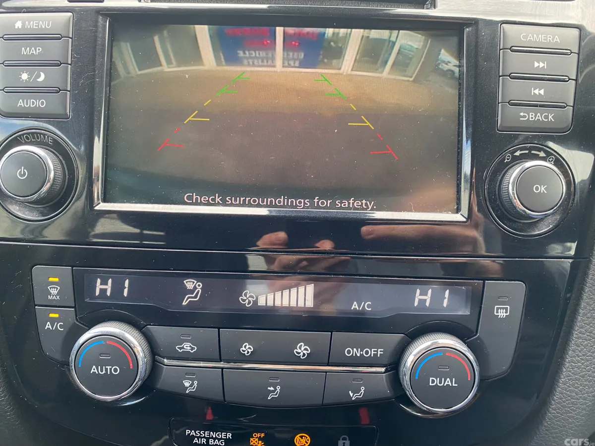 Nissan Qashqai MPV, Diesel, 2019, Black