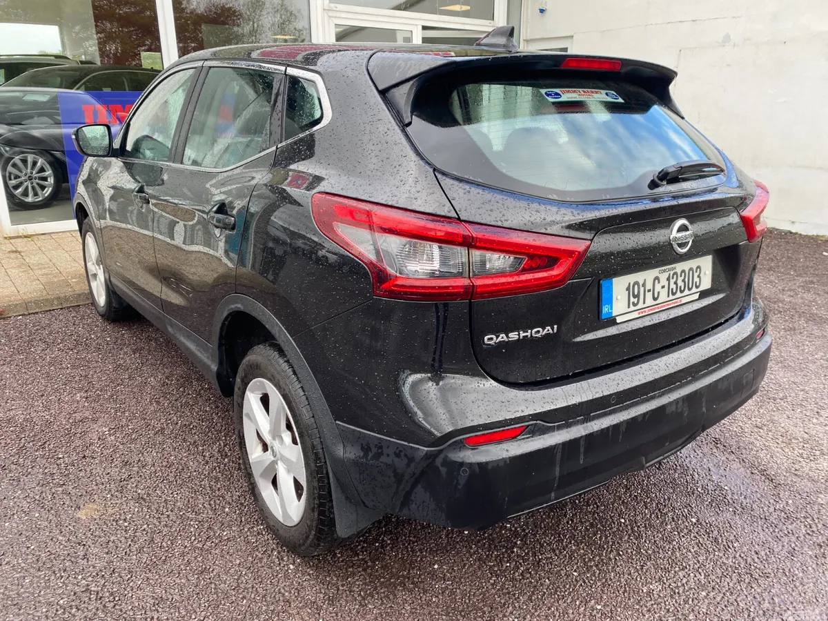 Nissan Qashqai MPV, Diesel, 2019, Black