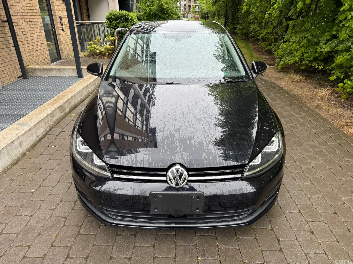 Volkswagen Golf Hatchback, Petrol, 2015, Black