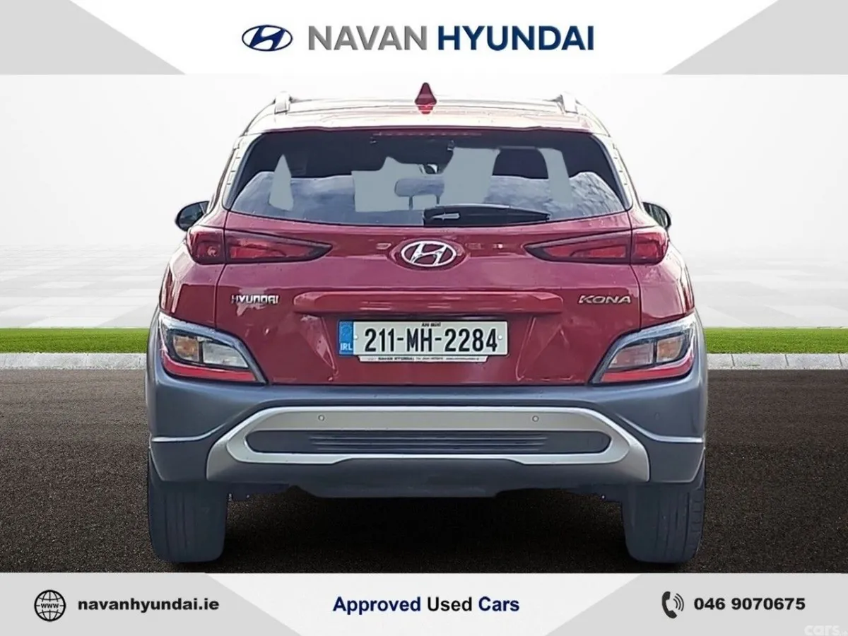 Hyundai KONA MPV, Petrol, 2021, Red