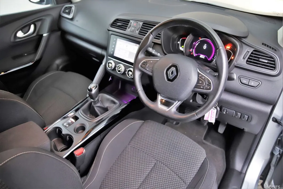 Renault Kadjar SUV, Diesel, 2021, White