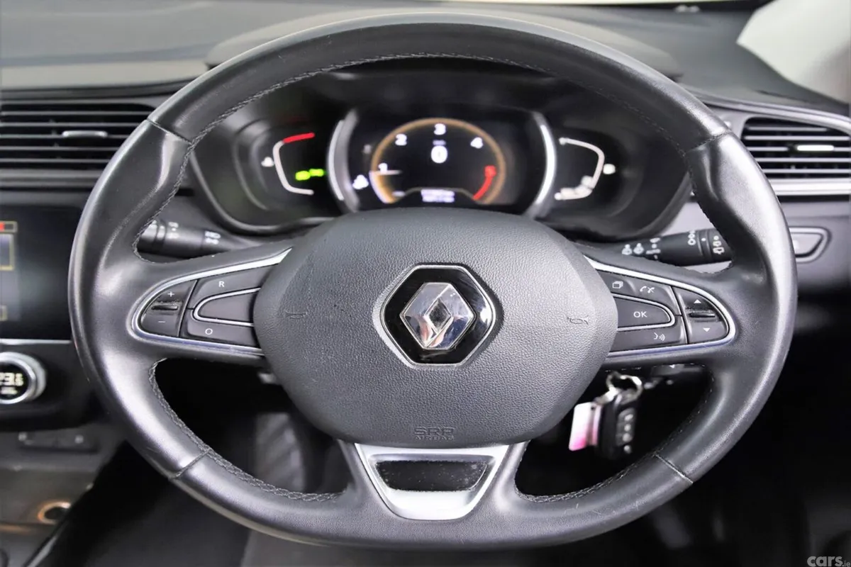 Renault Kadjar SUV, Diesel, 2021, White