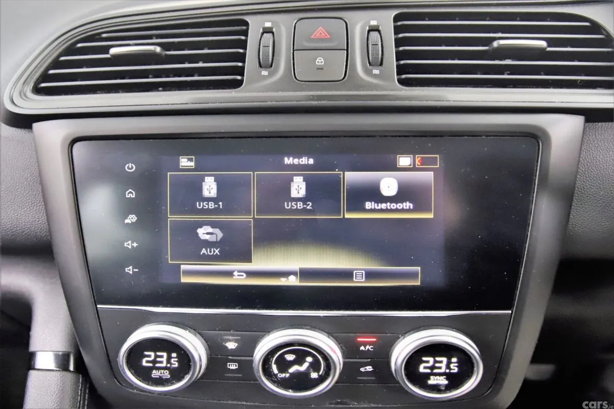 Renault Kadjar SUV, Diesel, 2021, White