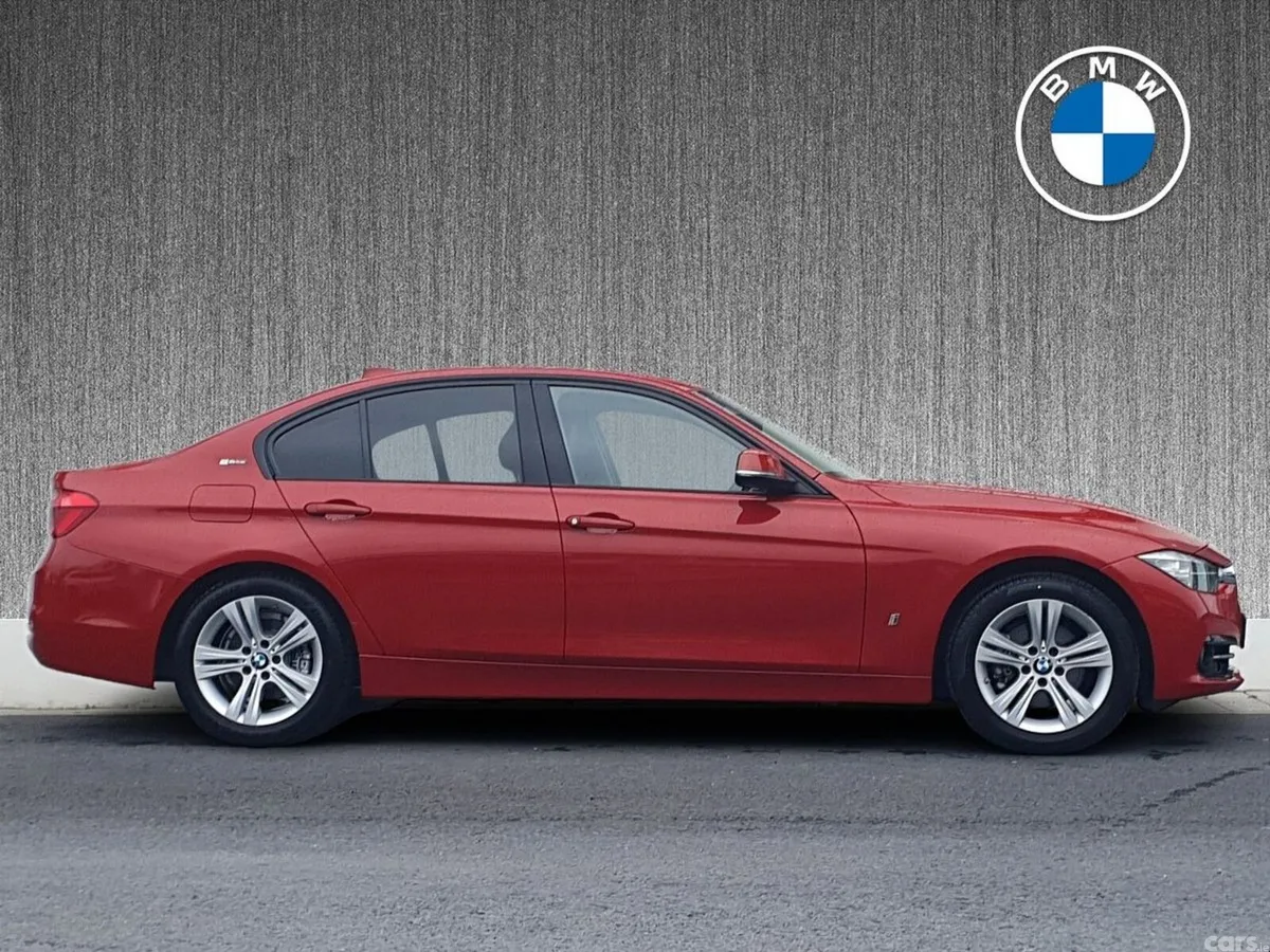 BMW 3-Series Saloon, Petrol Plug-in Hybrid, 2017, Red