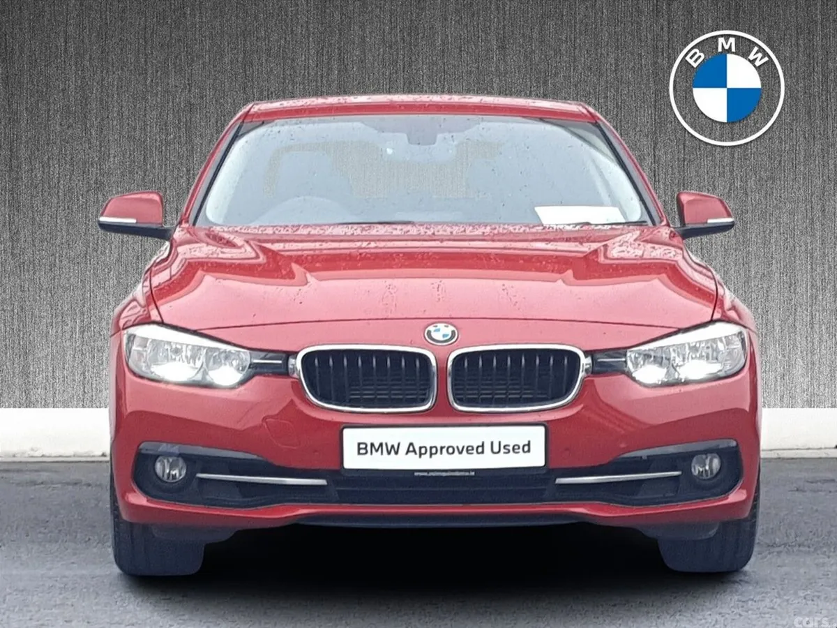 BMW 3-Series Saloon, Petrol Plug-in Hybrid, 2017, Red