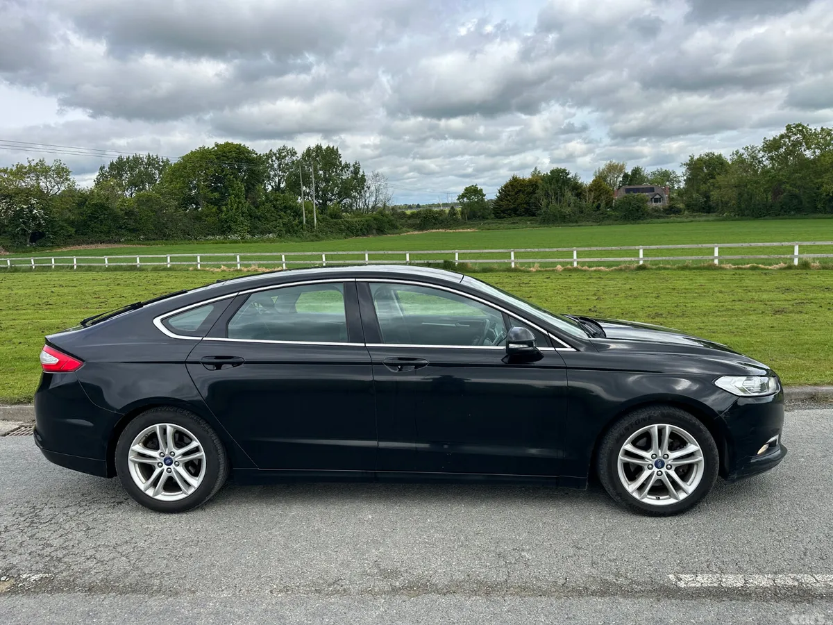 Ford Mondeo Hatchback, Diesel, 2016, Black