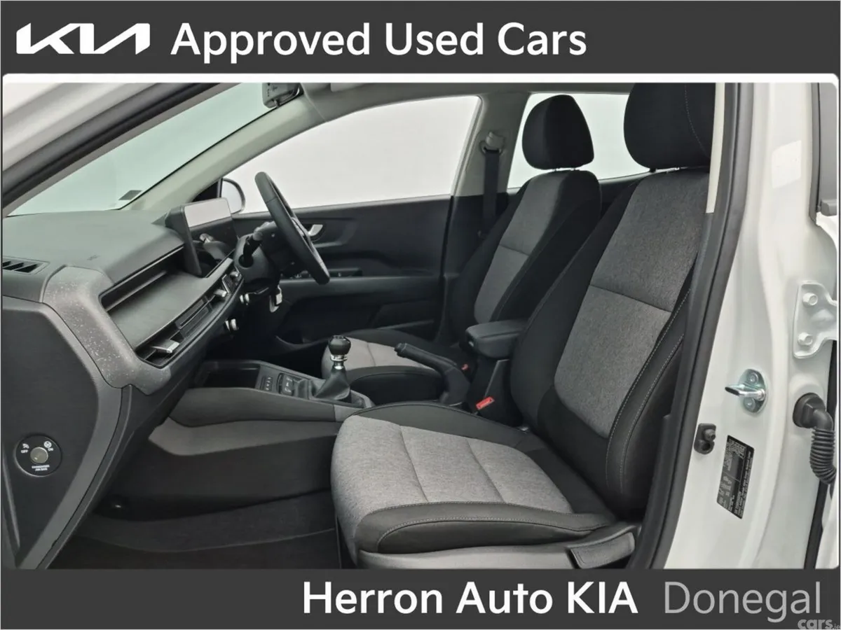 Kia Stonic Hatchback, Petrol, 2026, White