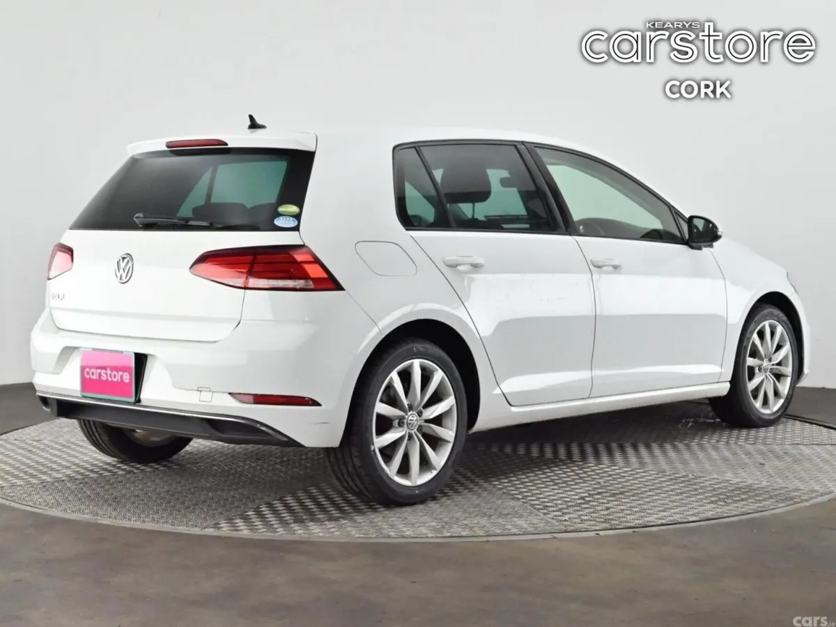 Volkswagen Golf Hatchback, Petrol, 2019, White