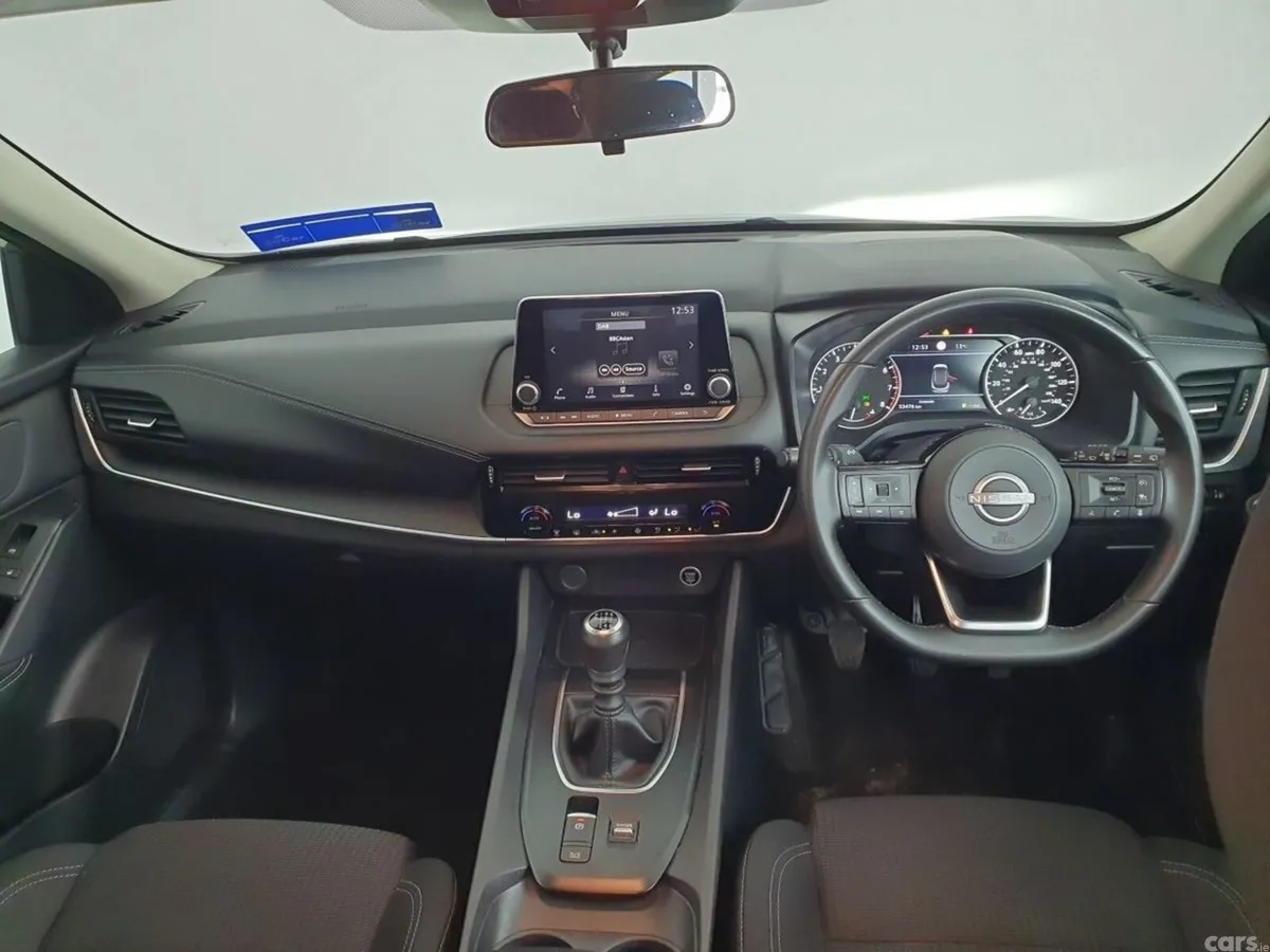 Nissan Qashqai SUV, Petrol Hybrid, 2024, Silver