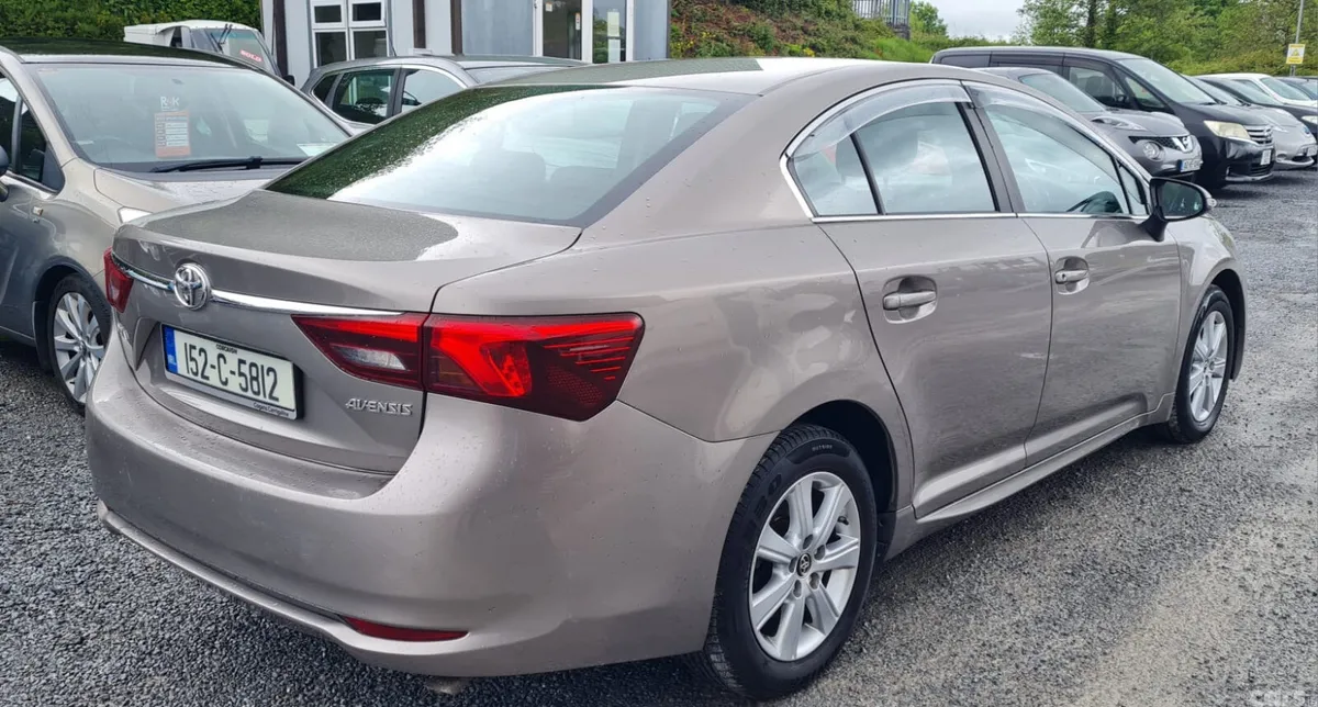 Toyota Avensis Saloon, Diesel, 2015, Bronze
