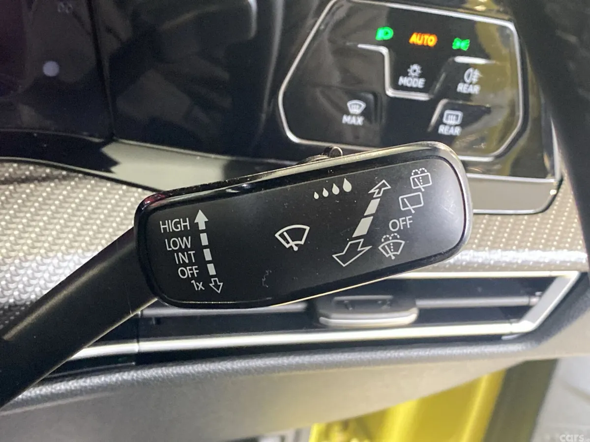 Volkswagen Golf Hatchback, Petrol Hybrid, 2021, Yellow