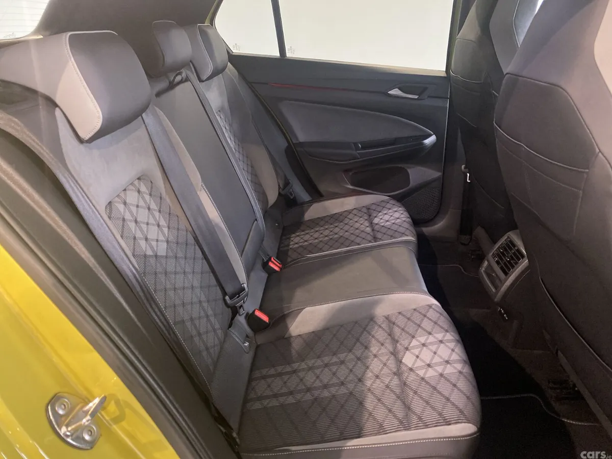 Volkswagen Golf Hatchback, Petrol Hybrid, 2021, Yellow