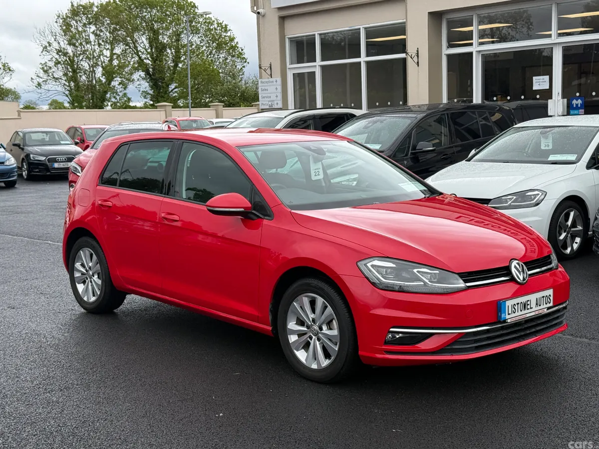 Volkswagen Golf Hatchback, Petrol, 2018, Red