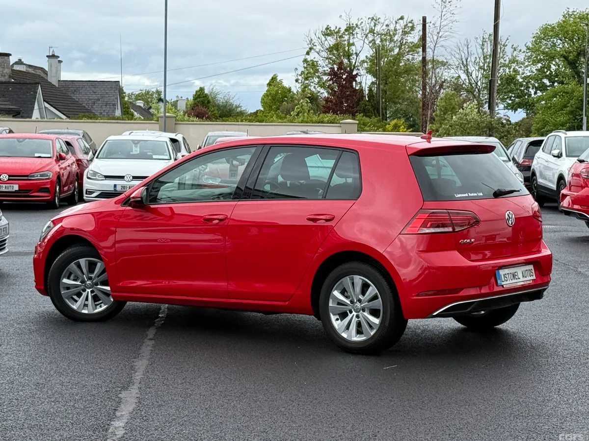 Volkswagen Golf Hatchback, Petrol, 2018, Red