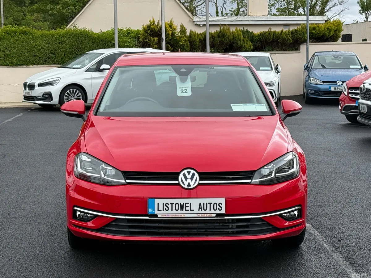 Volkswagen Golf Hatchback, Petrol, 2018, Red
