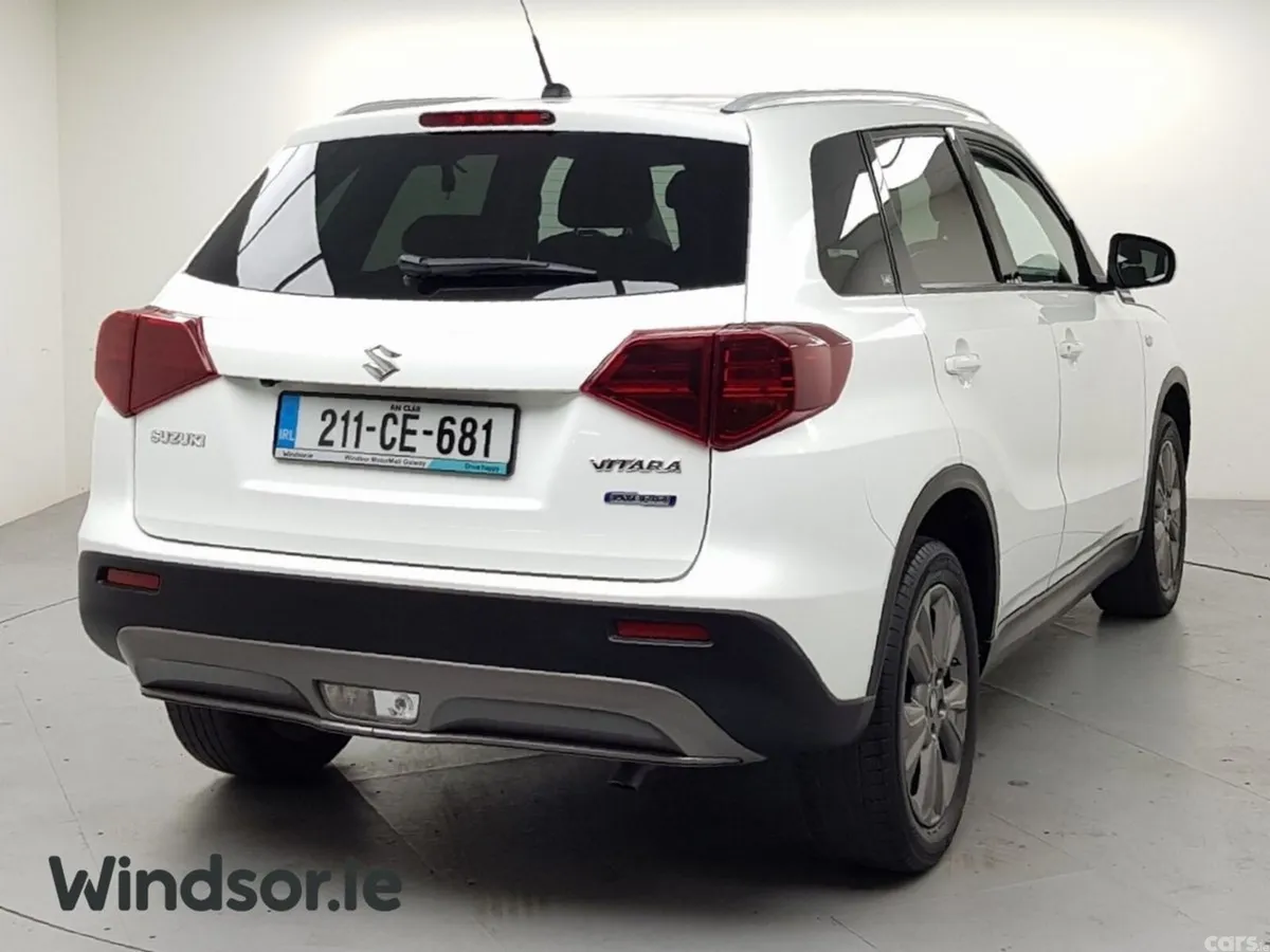 Suzuki Vitara SUV, Petrol Hybrid, 2021, White