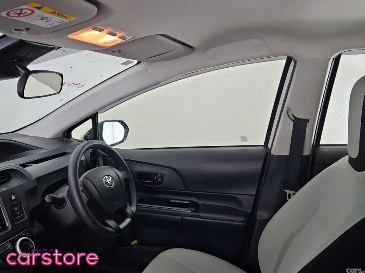 Toyota Aqua Hatchback, Petrol Hybrid, 2021, White