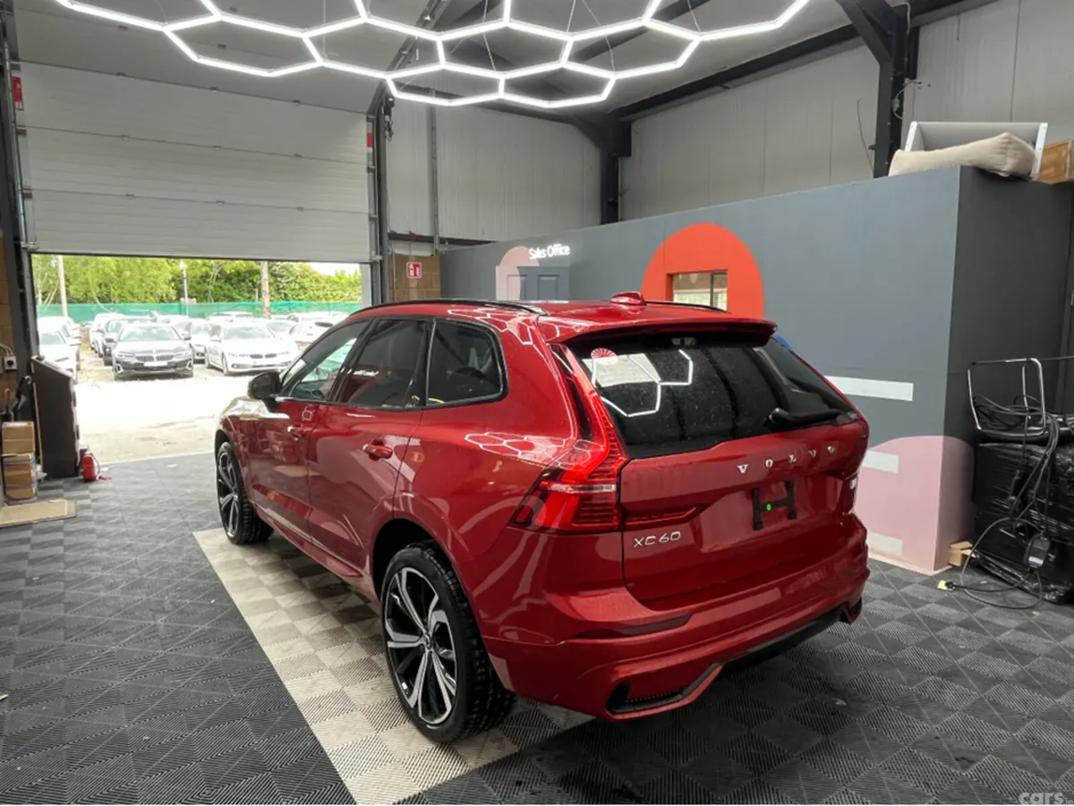 Volvo XC60 SUV, Petrol Plug-in Hybrid, 2024, Red