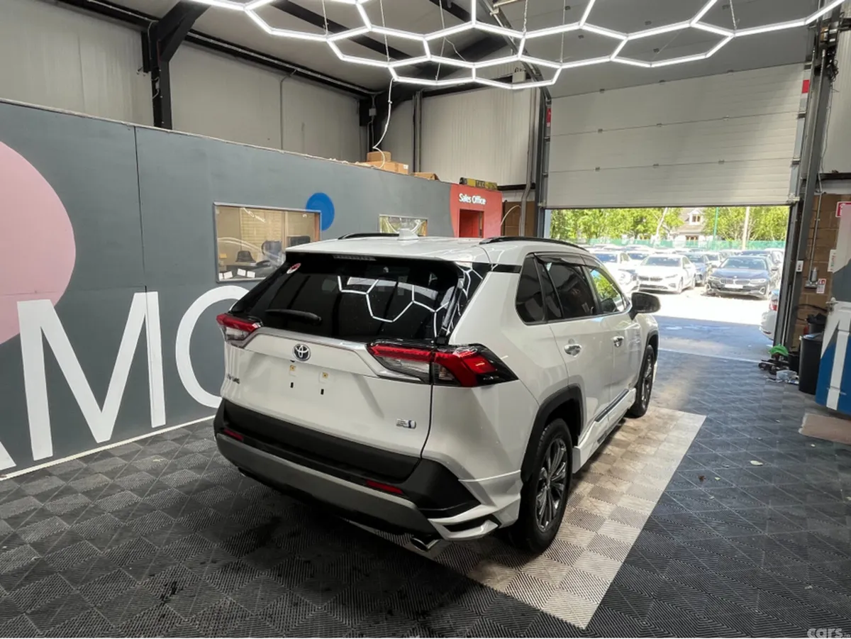 Toyota RAV4 SUV, Petrol Hybrid, 2024, White