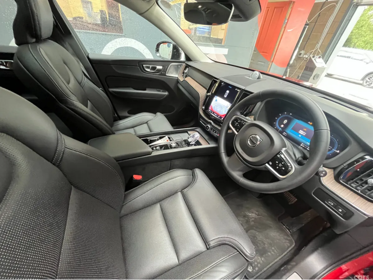 Volvo XC60 SUV, Petrol Plug-in Hybrid, 2024, Red