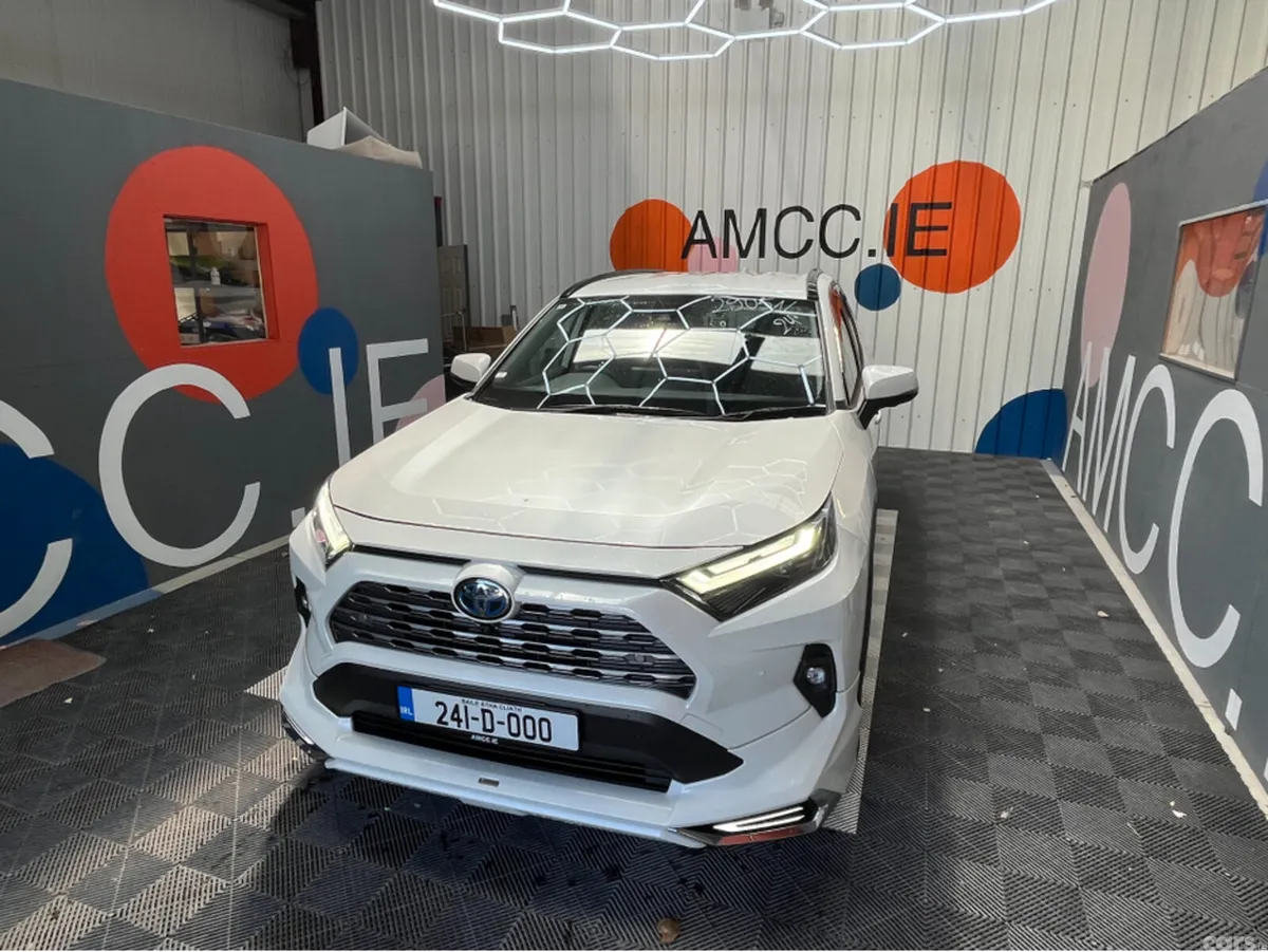 Toyota RAV4 SUV, Petrol Hybrid, 2024, White