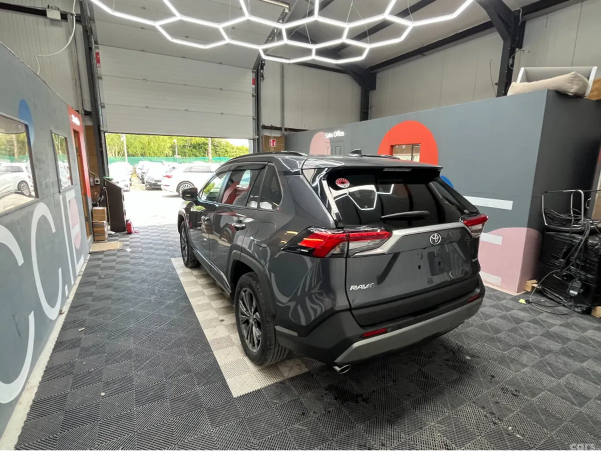 Toyota RAV4 SUV, Petrol Hybrid, 2025, Grey