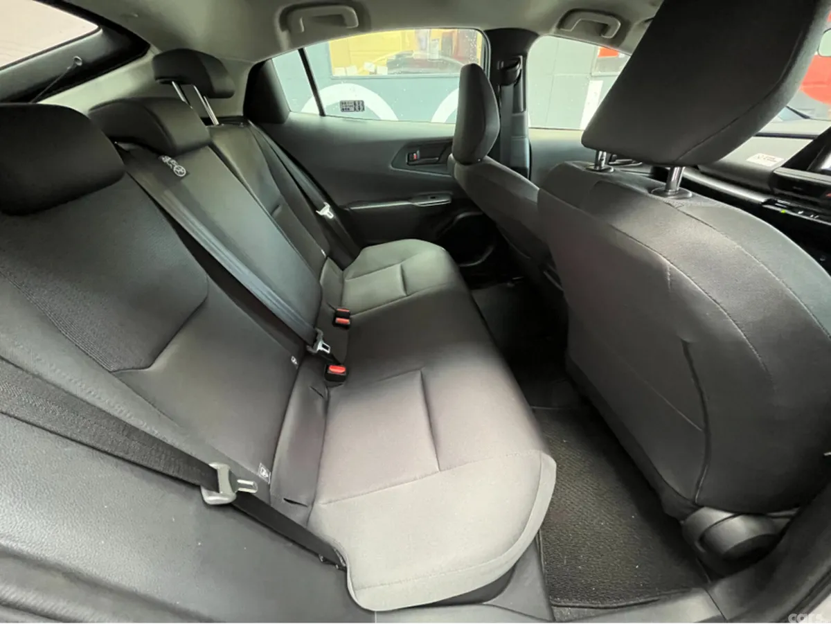 Toyota Prius Saloon, Petrol Hybrid, 2025, Silver
