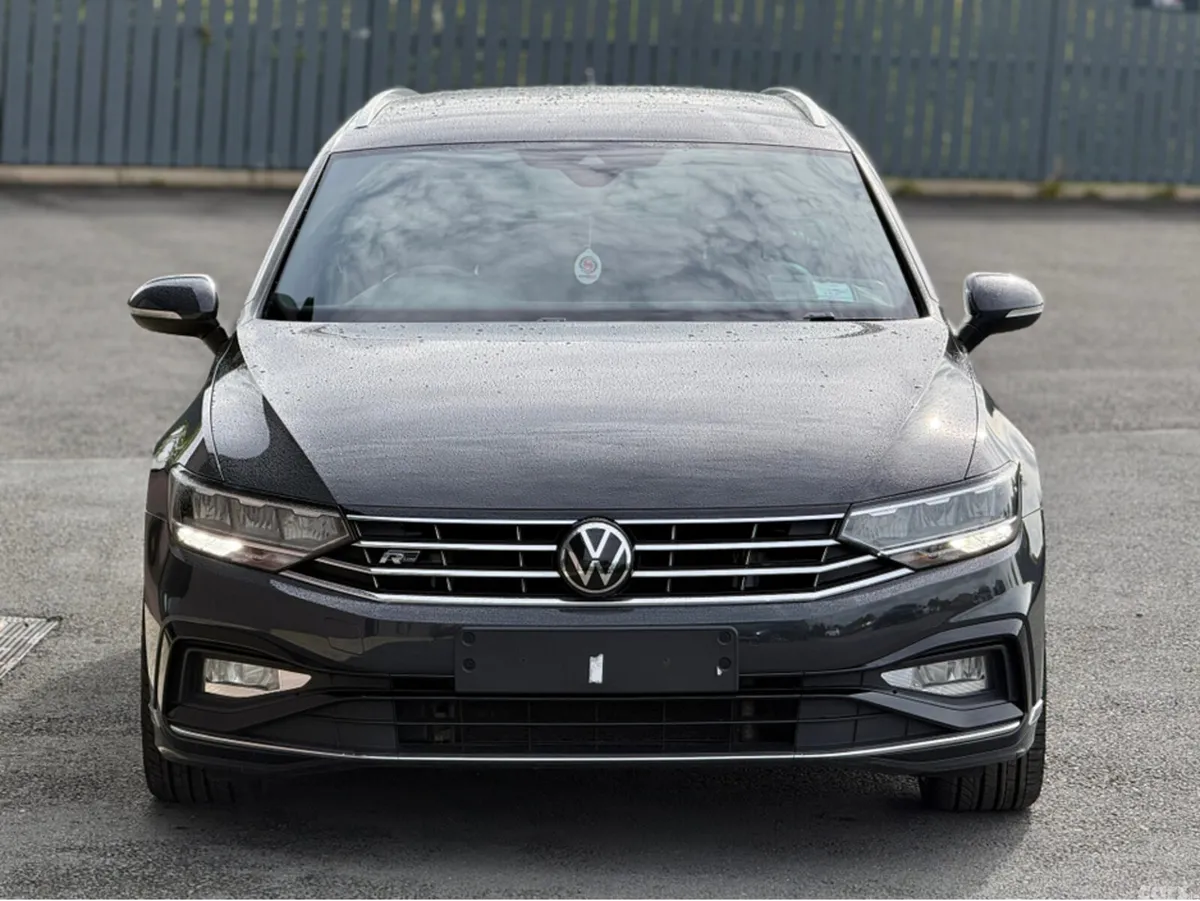 Volkswagen Passat Estate, Diesel, 2020, Grey