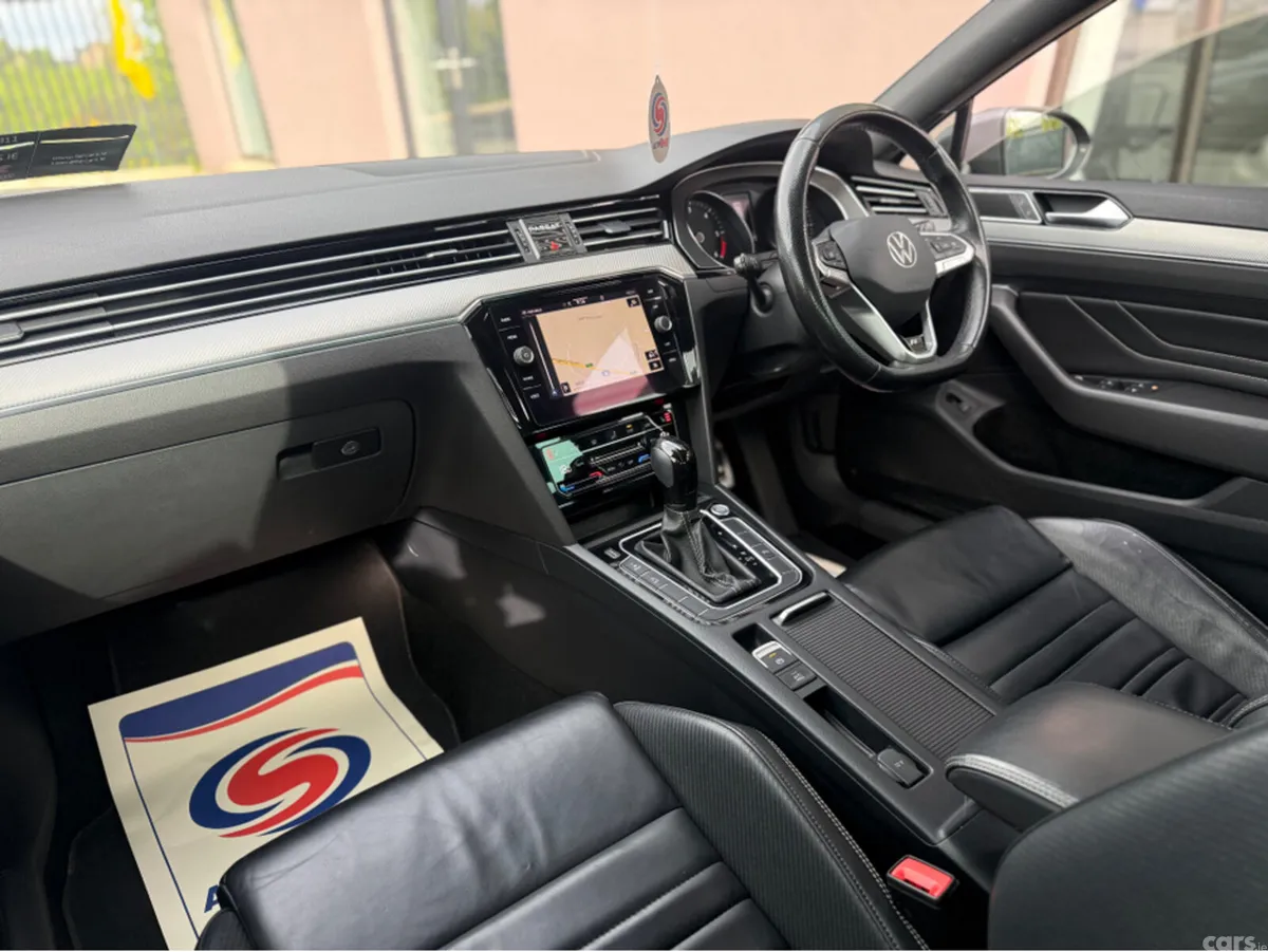 Volkswagen Passat Estate, Diesel, 2020, Grey