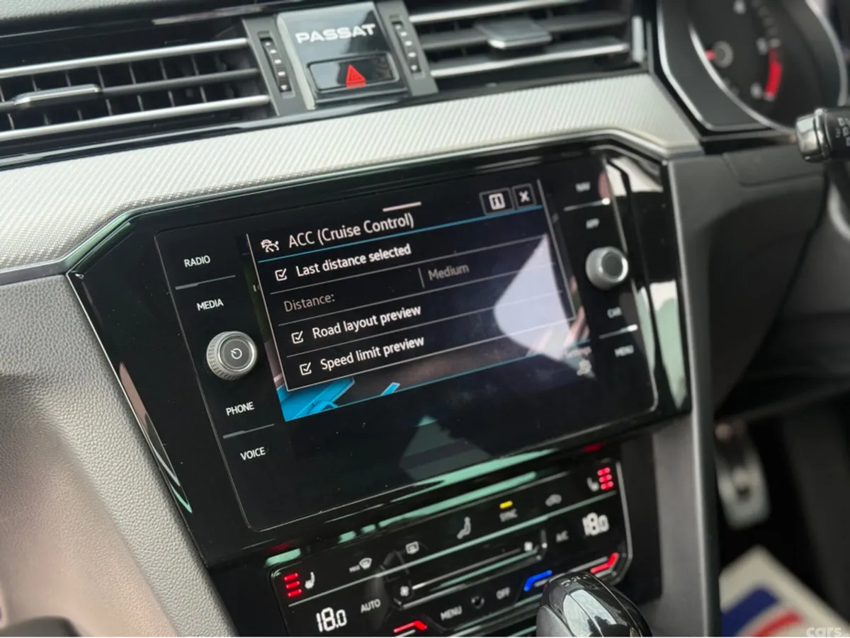 Volkswagen Passat Estate, Diesel, 2020, Grey