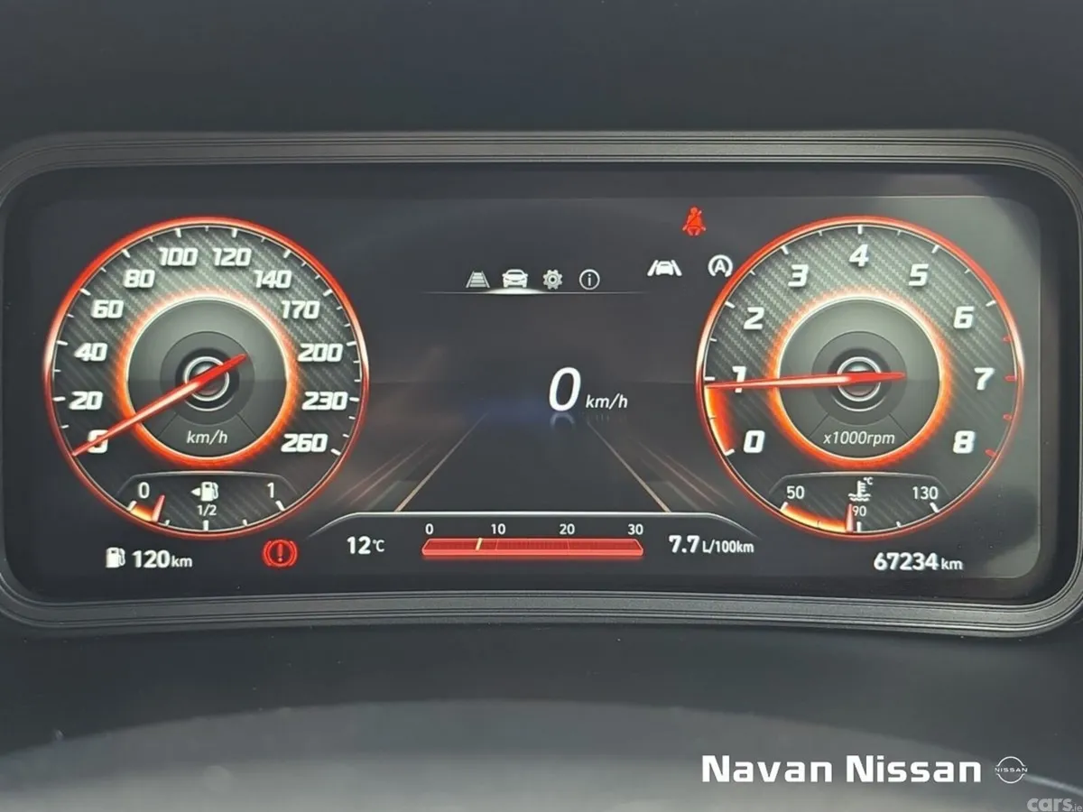 Hyundai KONA MPV, Petrol, 2021, Red