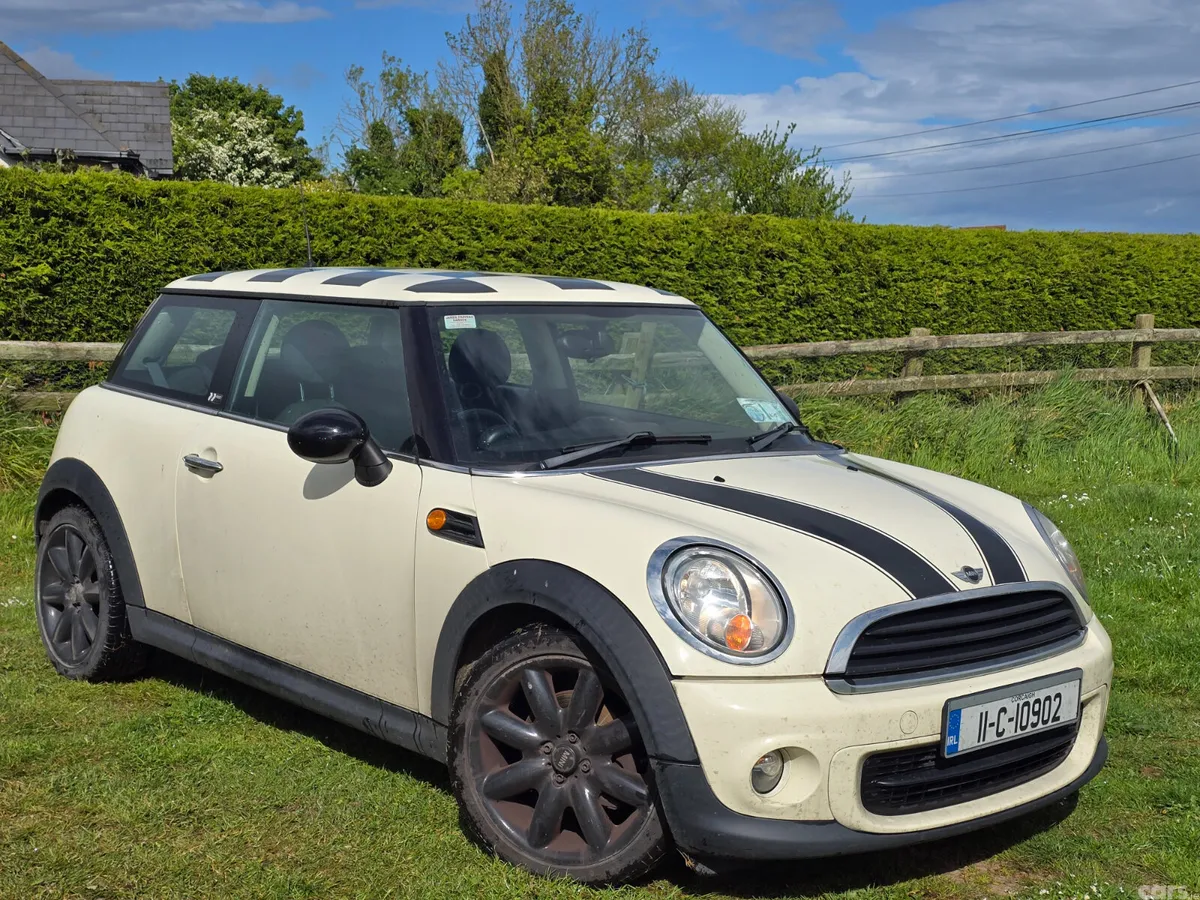 Mini First Hatchback, Petrol, 2011, White