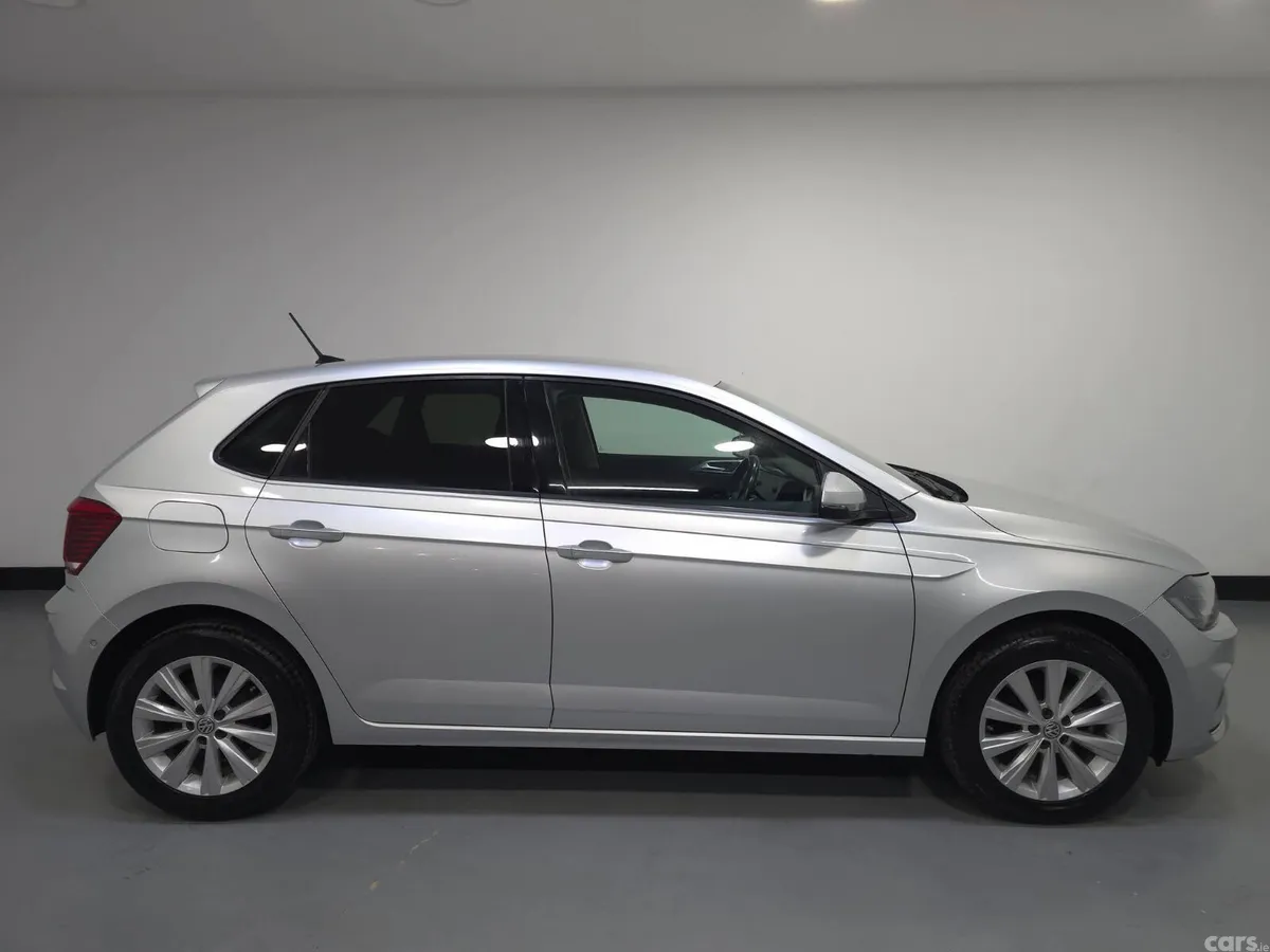 Volkswagen Polo Hatchback, Petrol, 2018, Silver