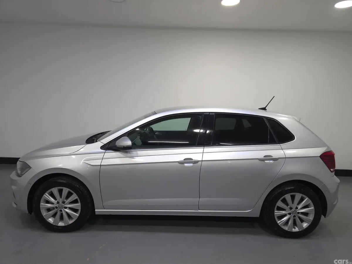 Volkswagen Polo Hatchback, Petrol, 2018, Silver
