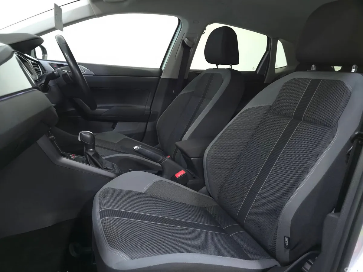 Volkswagen Polo Hatchback, Petrol, 2018, Silver
