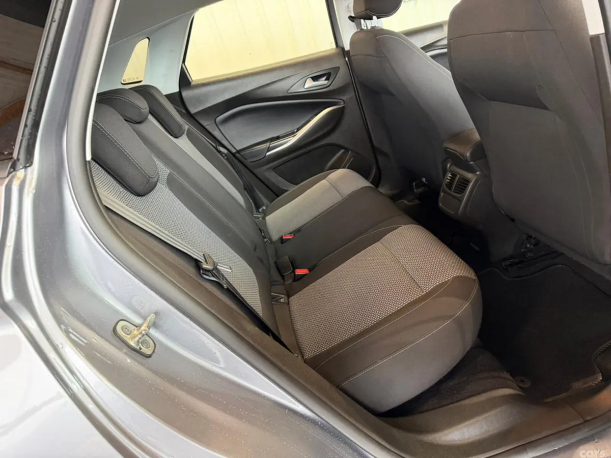 Opel Grandland MPV, Diesel, 2022, Grey