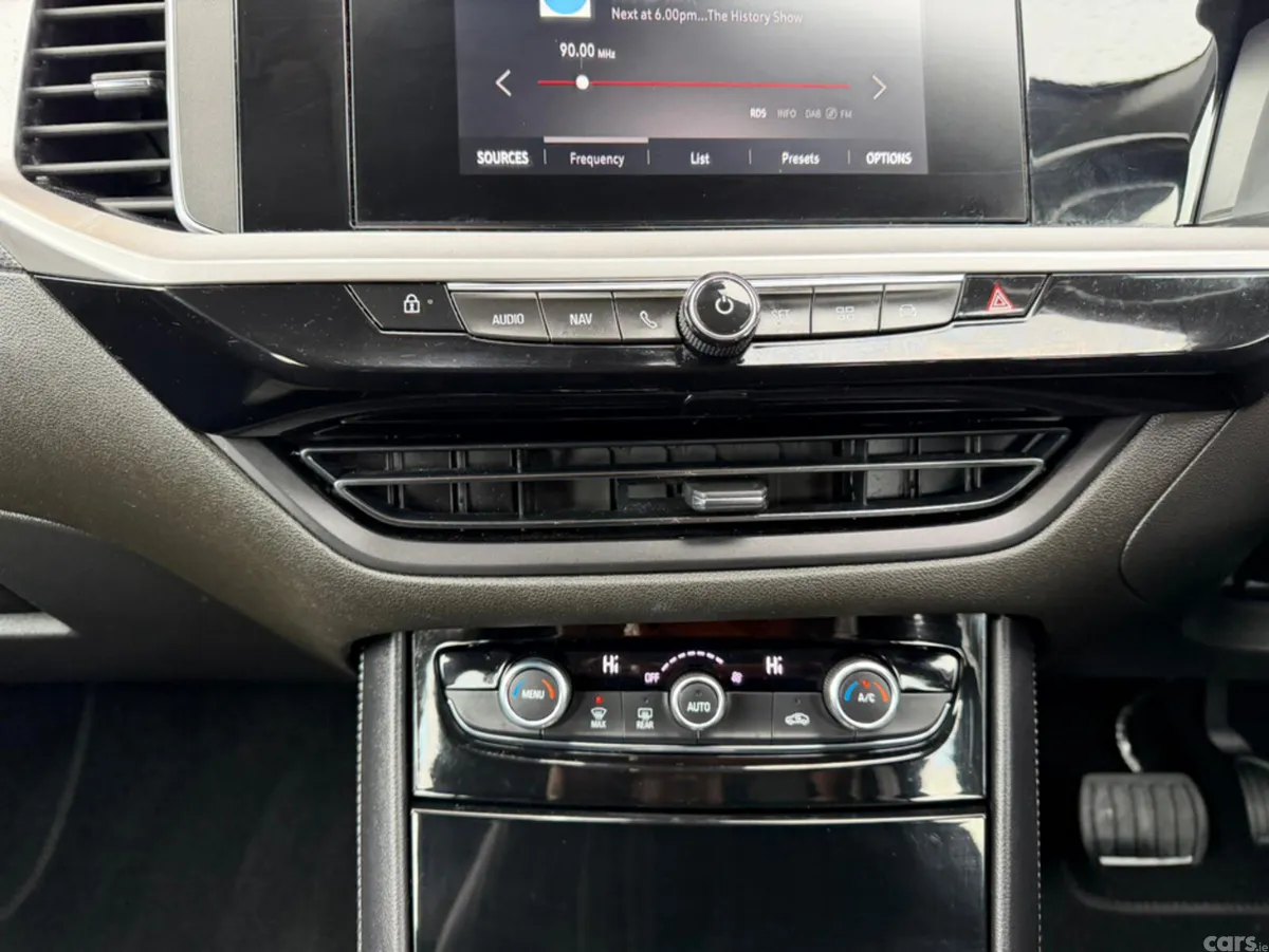 Opel Grandland MPV, Diesel, 2022, Grey