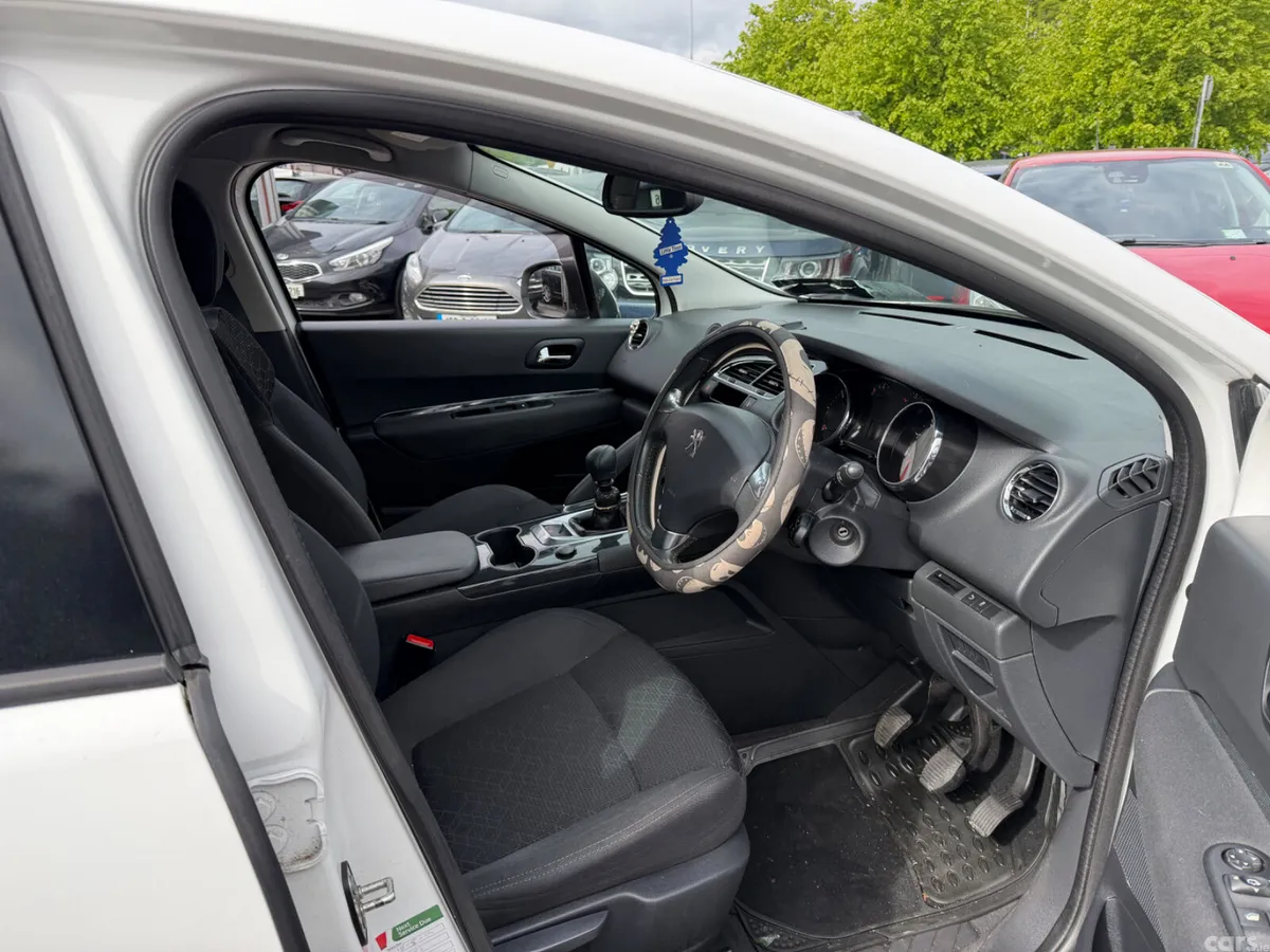 Peugeot 3008 SUV, Diesel, 2014, White