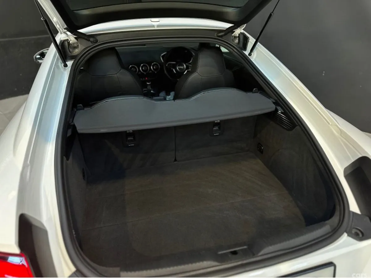 Audi TT Coupe, Petrol, 2017, White