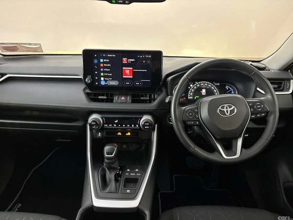Toyota RAV4 SUV, Petrol Hybrid, 2024, Grey