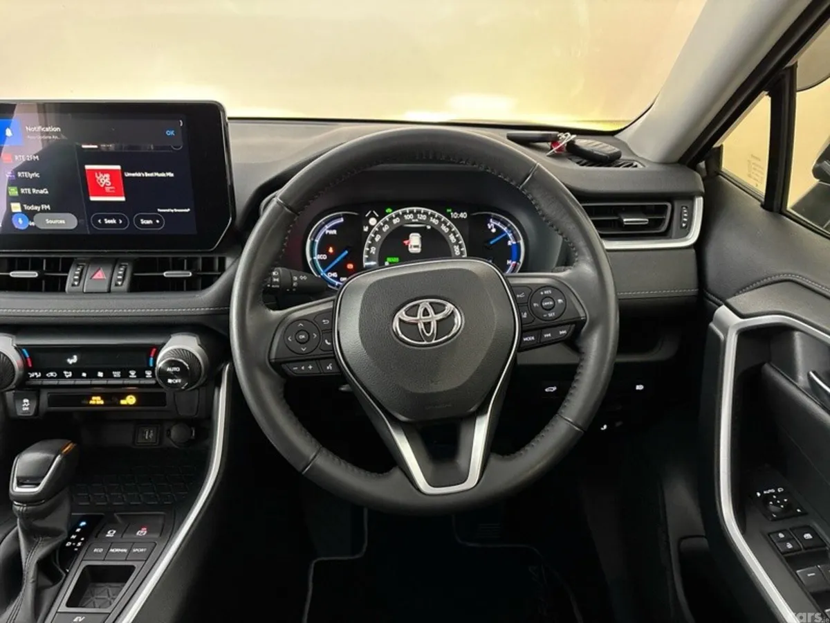 Toyota RAV4 SUV, Petrol Hybrid, 2024, Grey